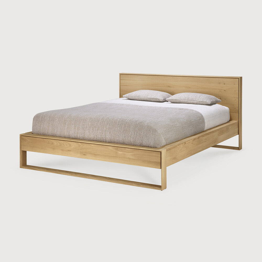 Ethnicraft | Nordic II Bed | US King with Slats 85.5 x 88 x 37.5