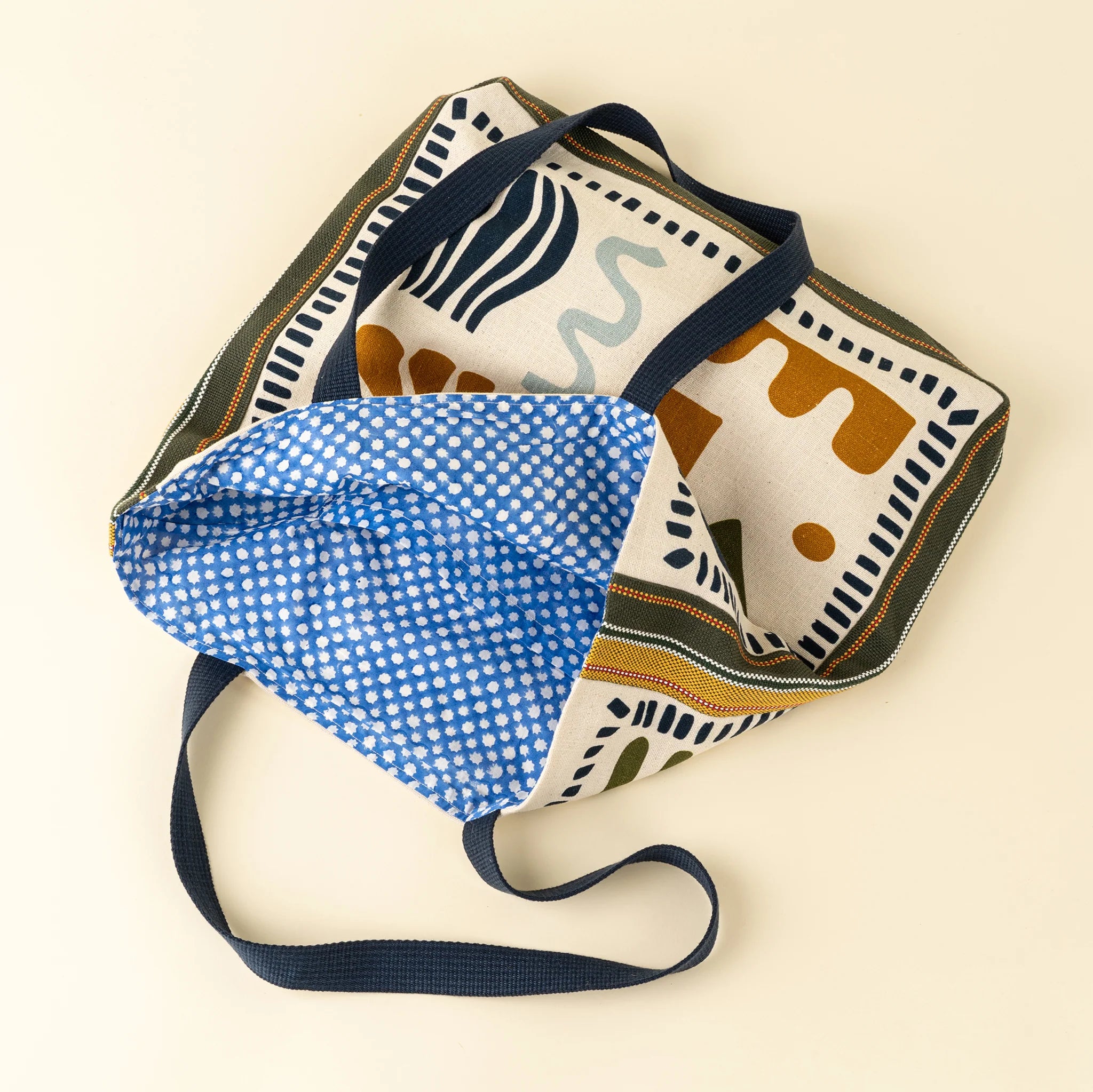 SPRING silhouette Tote Bag, Multi