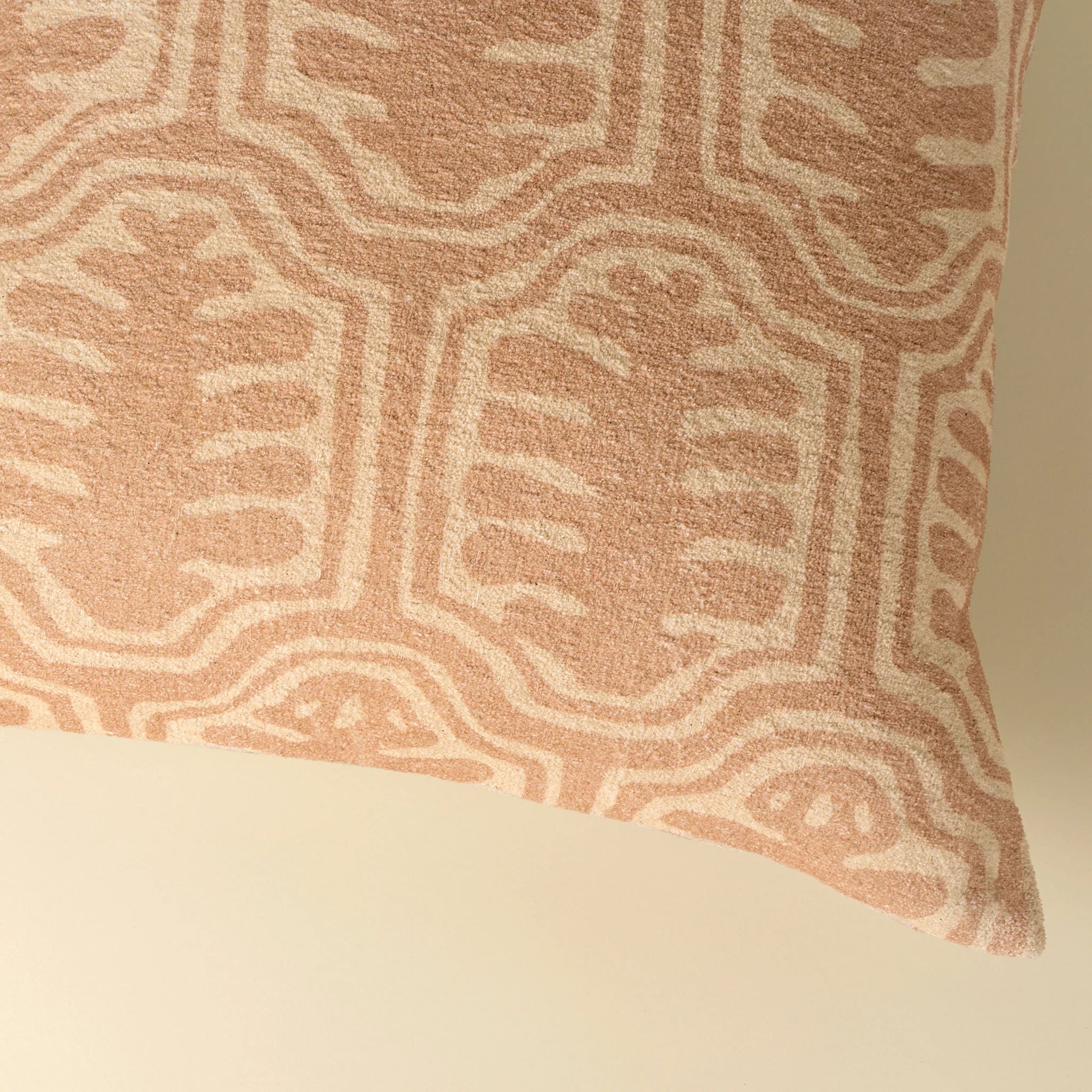 20” x 20” Oleander Pillow w/insert