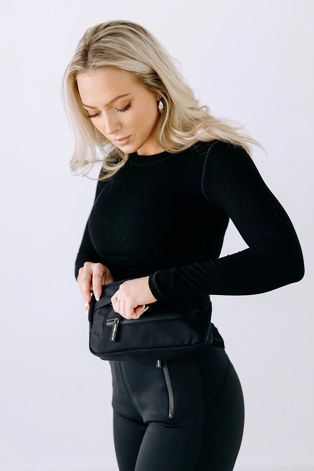 Apres Belt Bag - Black