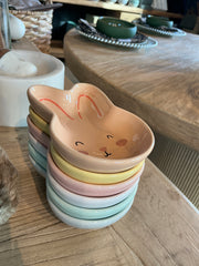 Bunny pinch pot individual