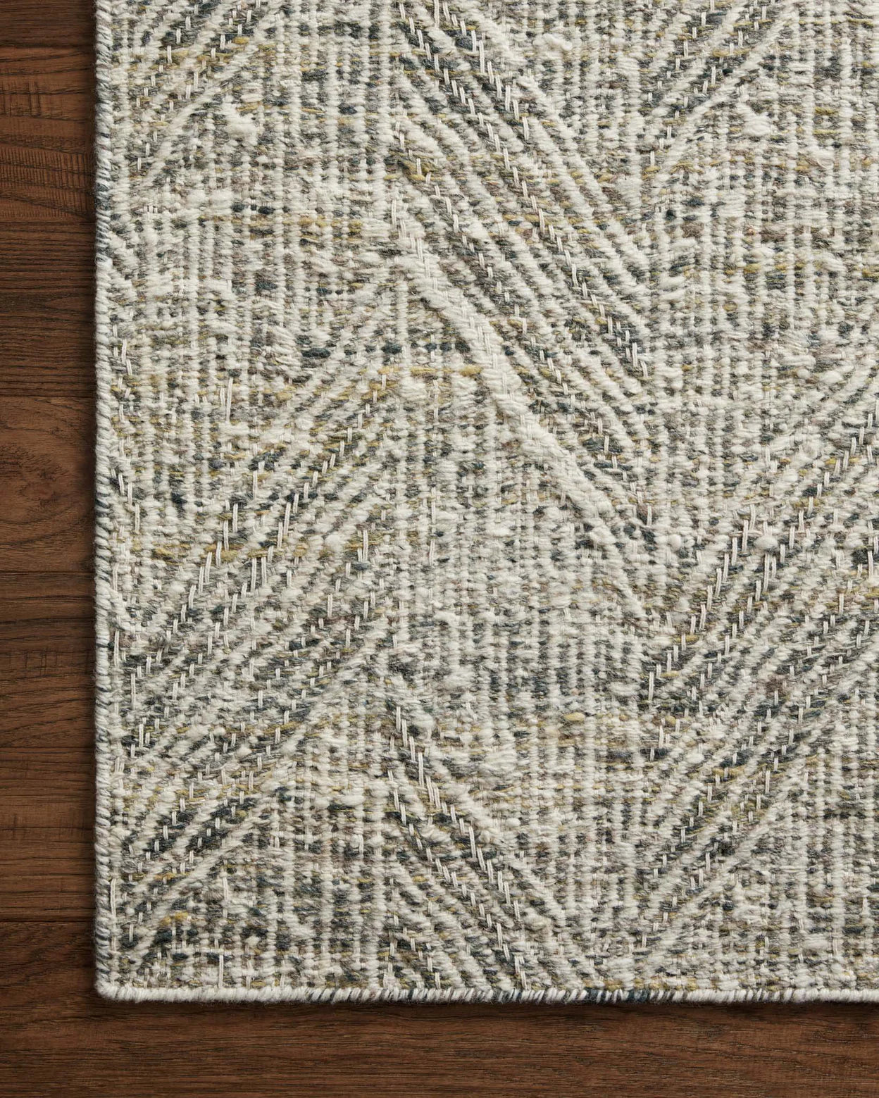 RAV-01 |Moss/Ivory