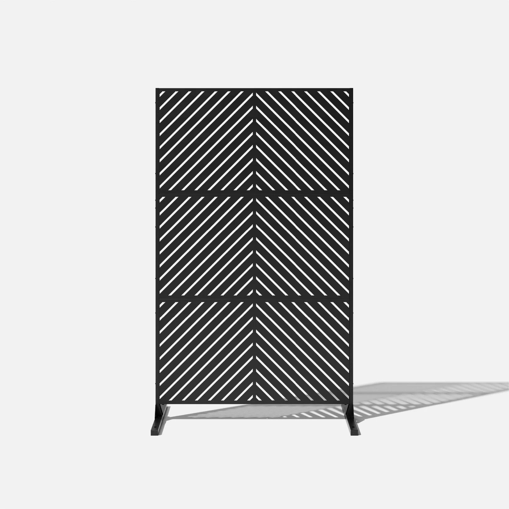 Arrow Privacy Screen -3-Panel set w/ Stand