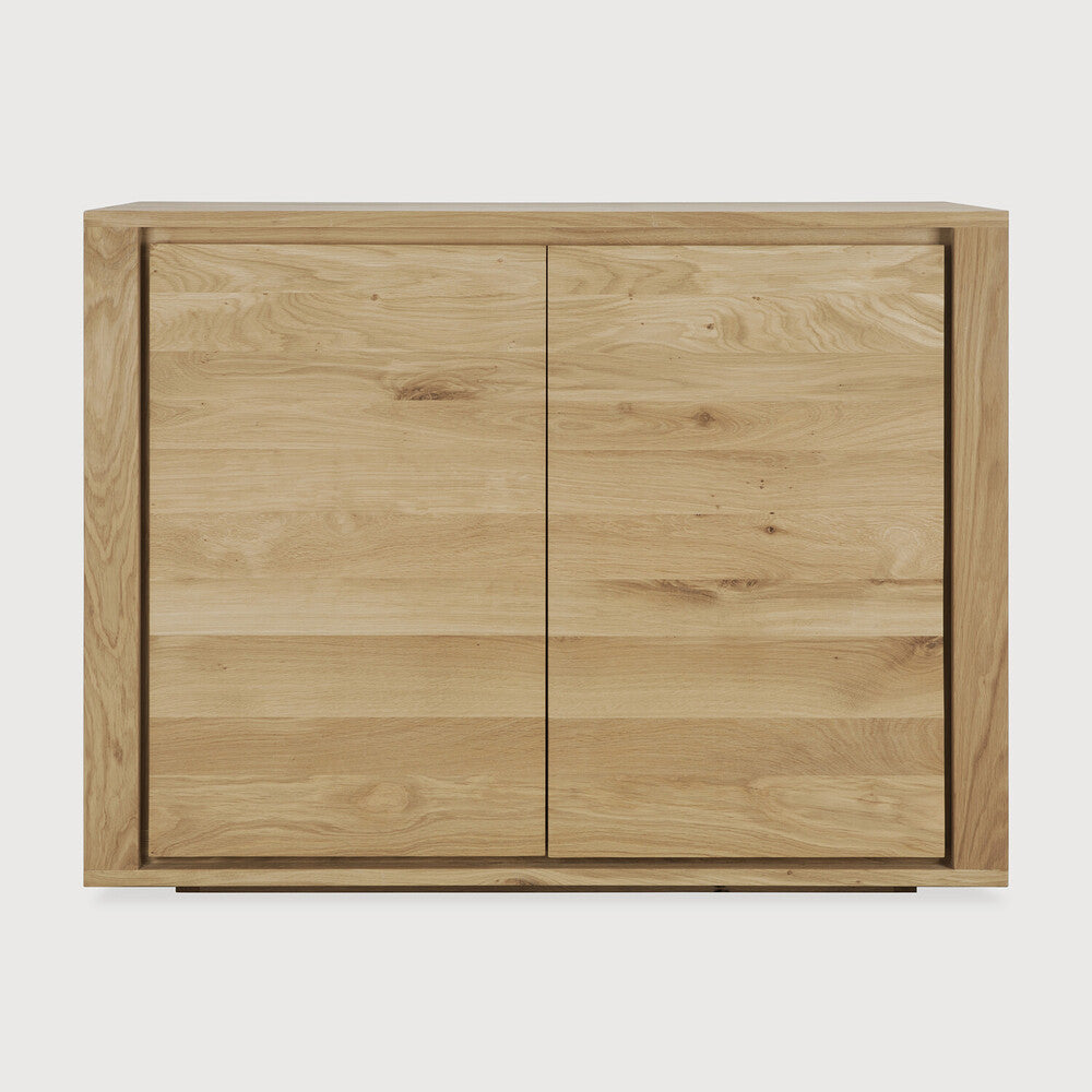 Ethnicraft | Shadow Sideboard | 2 Doors 43 x 17.5 x 33