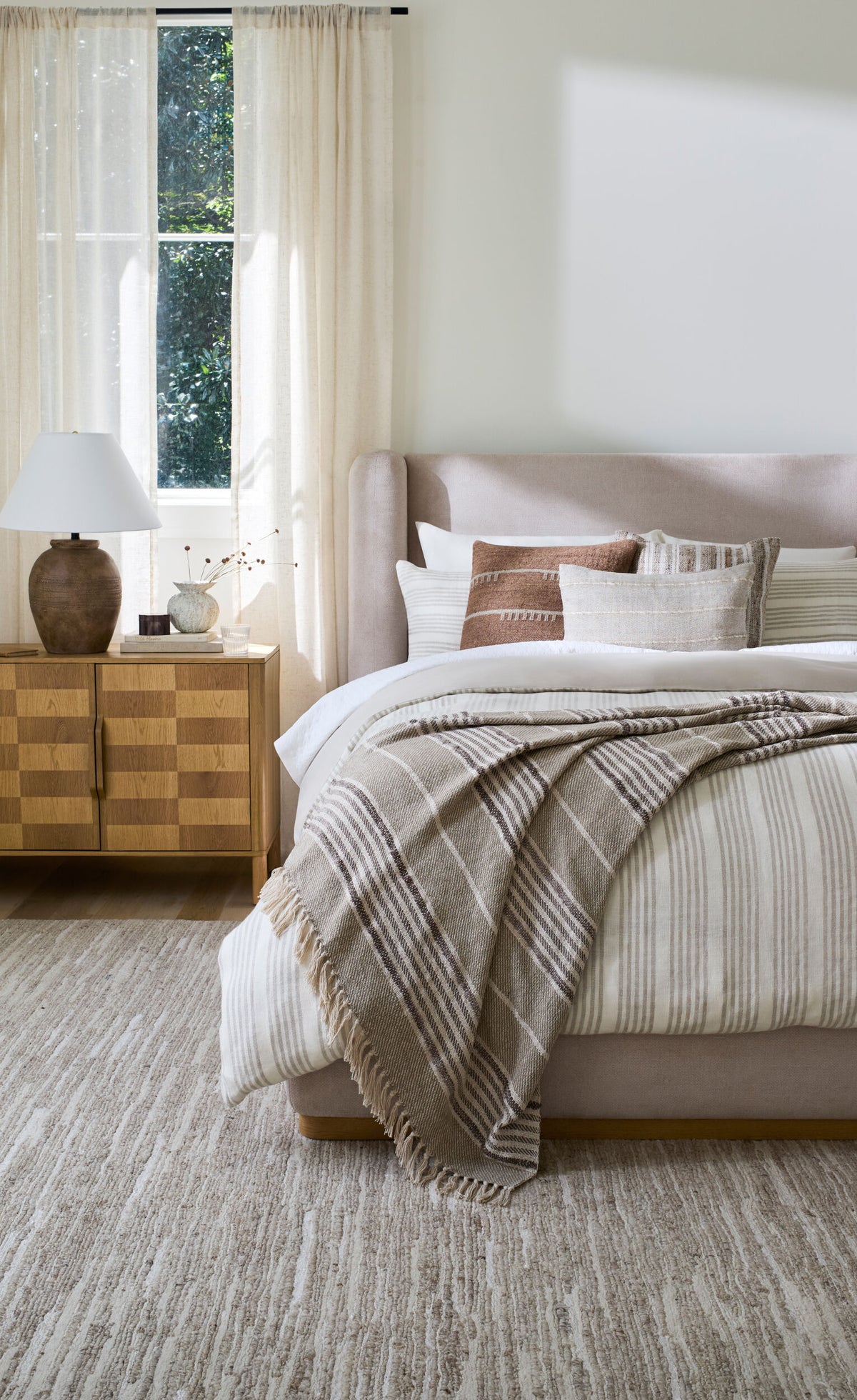 Quinn Bedding